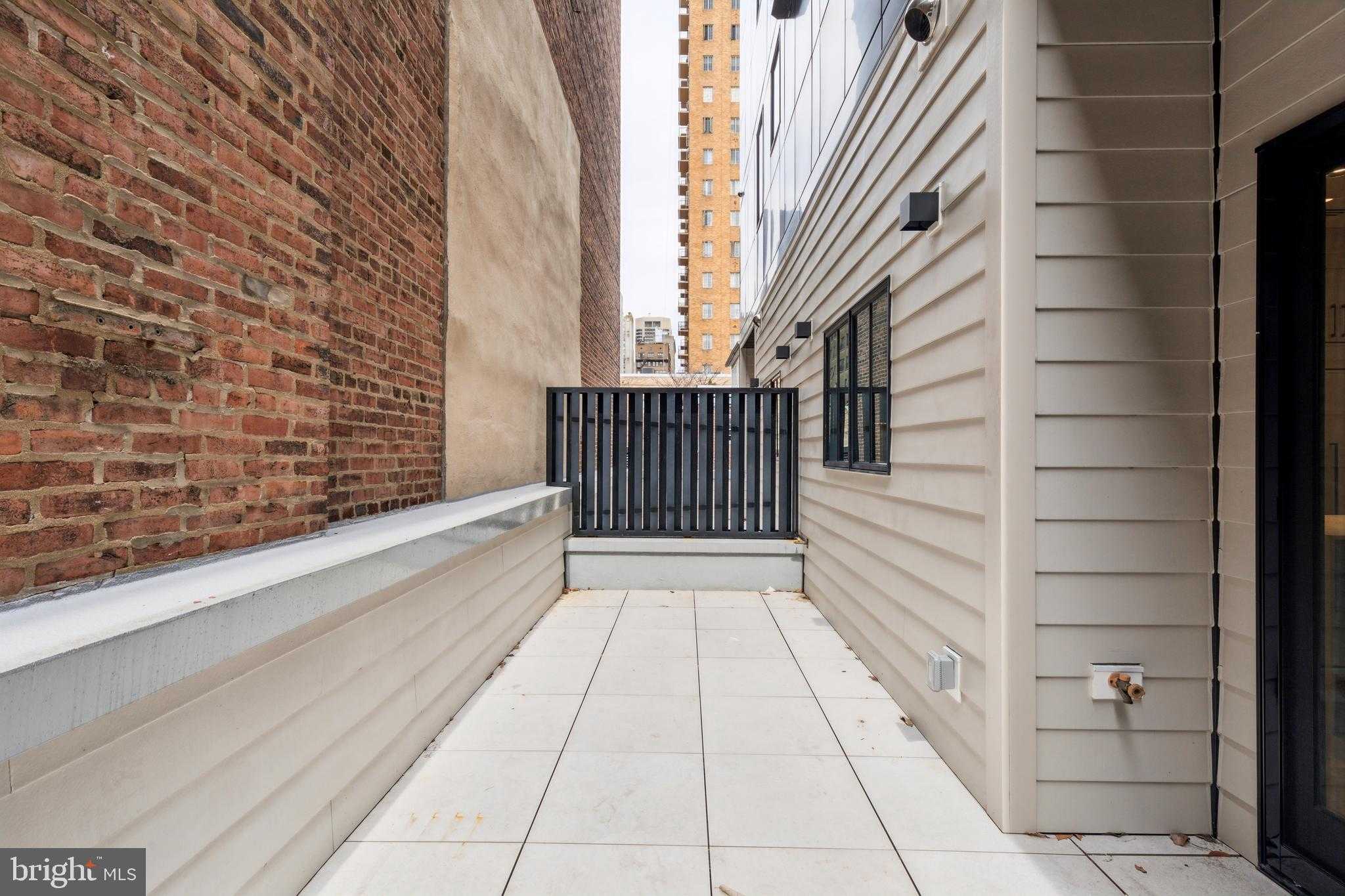 338 S Hicks St # B photo 8