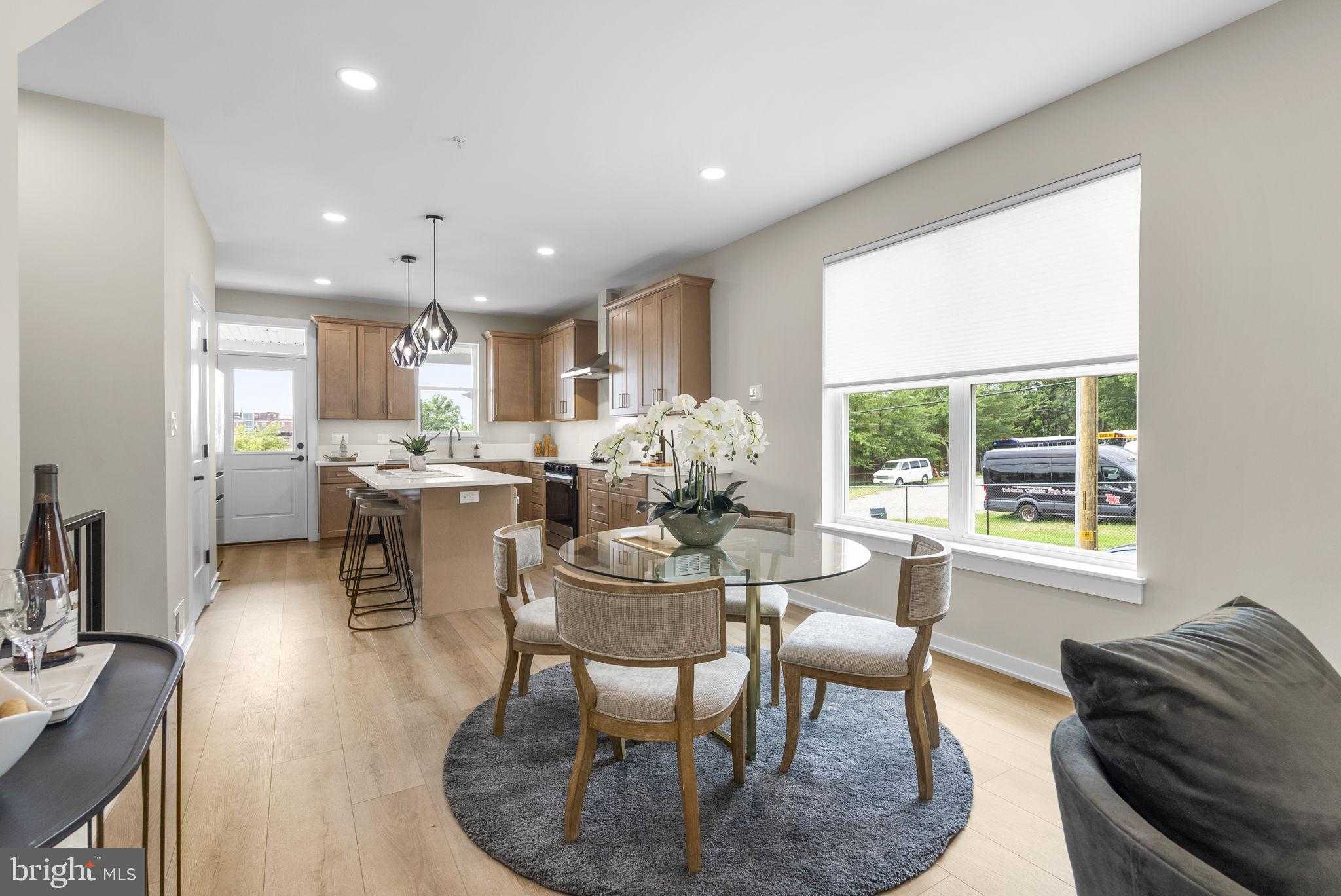 4403 Oglethorpe St photo 6