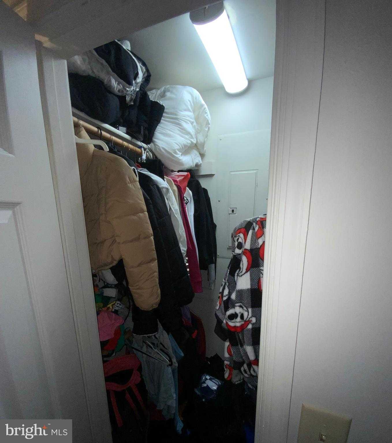 236 Cedar Ave photo 13