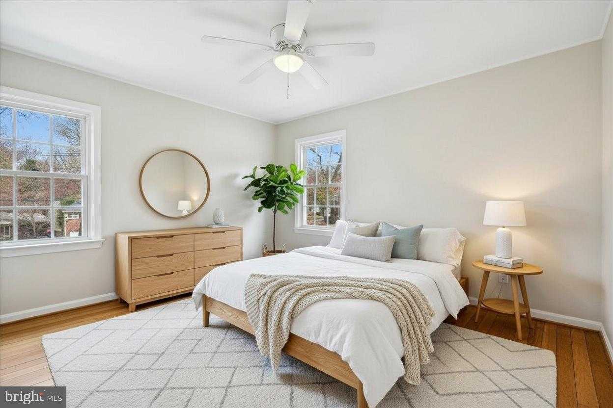 3201 Ferndale St photo 7