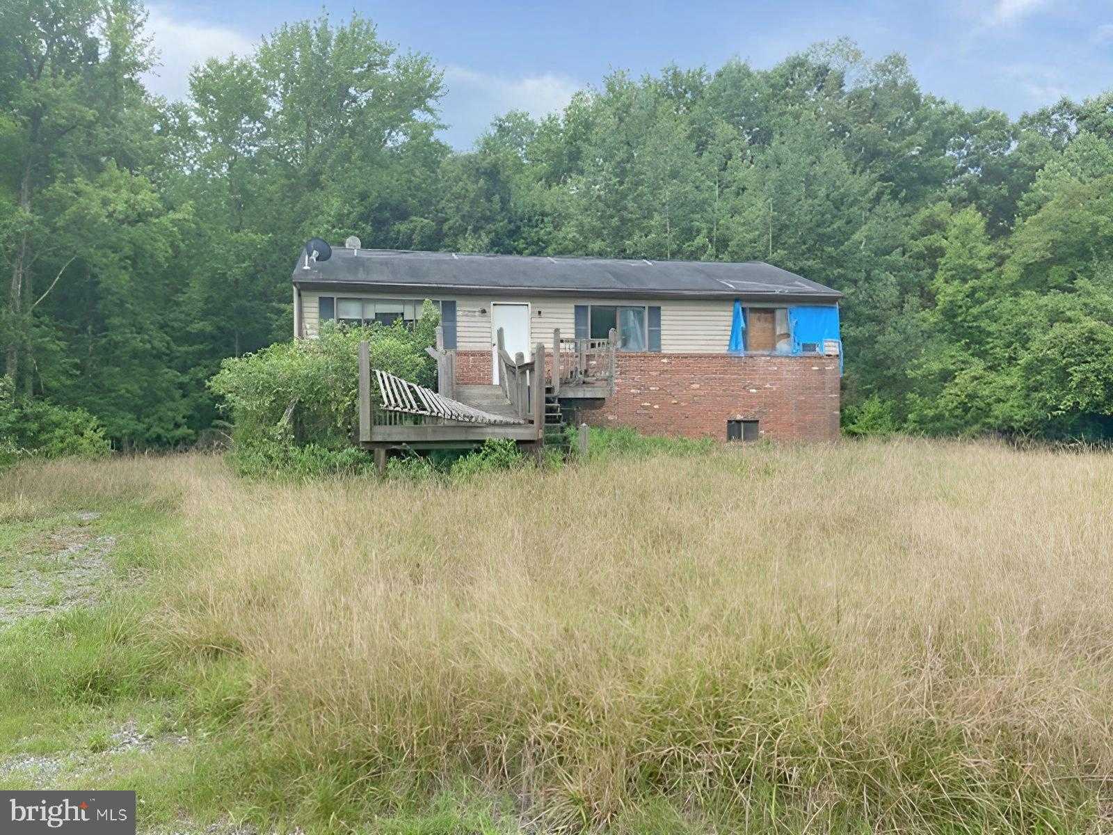 6215 Bartlett Pl photo 2