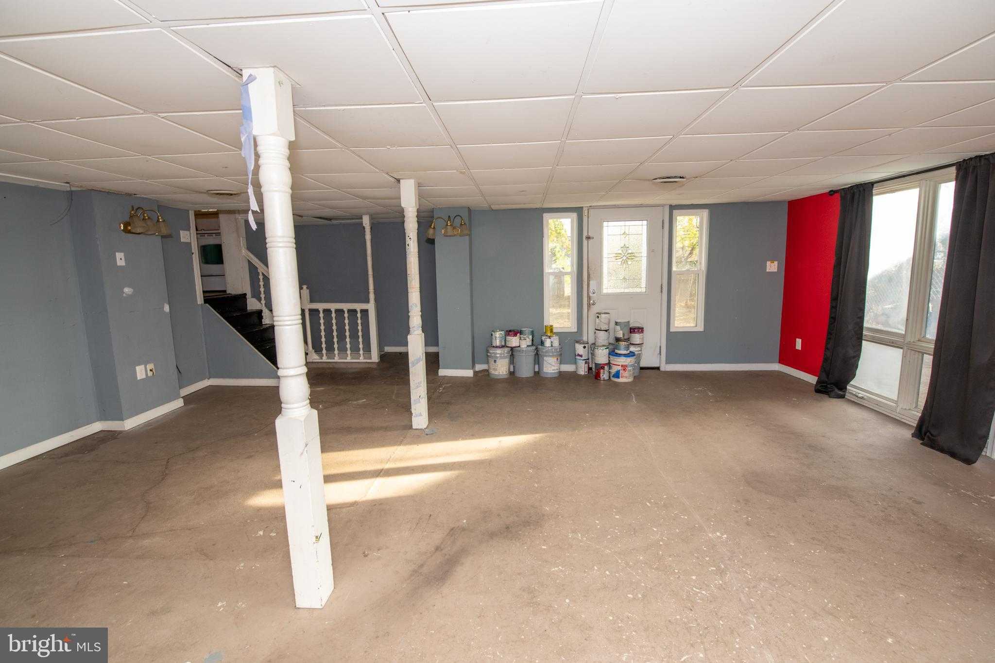 1019 Green Ln photo 9