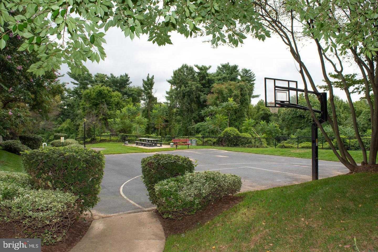 1521 Spring Gate Dr Unit 10102 photo 38