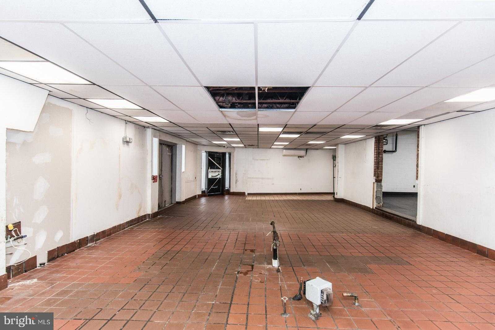 4624 Rhawn St photo 30