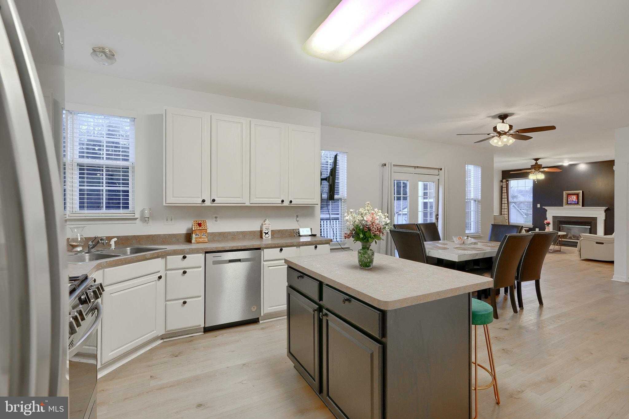 10017 Wamsley CT photo 27