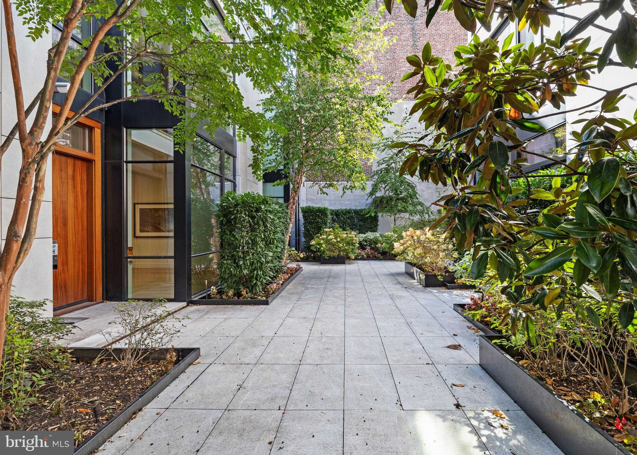 249 S 24th St Apt H photo 53