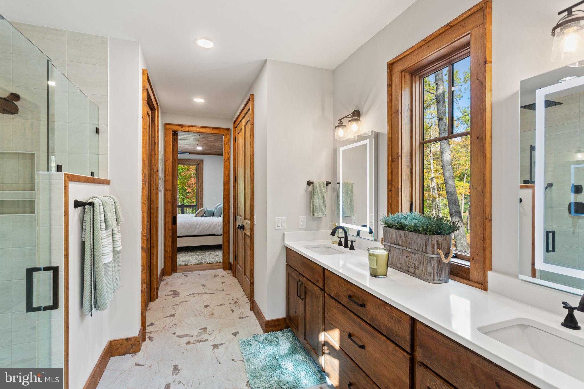 640 Golf Club Dr photo 58