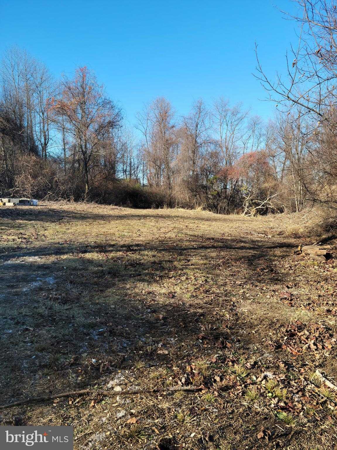 W Philadelphia Ave photo 2