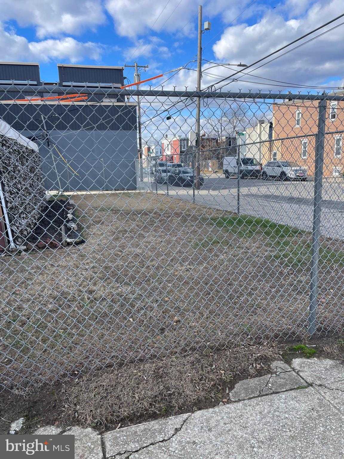 64 N 54th St photo 2