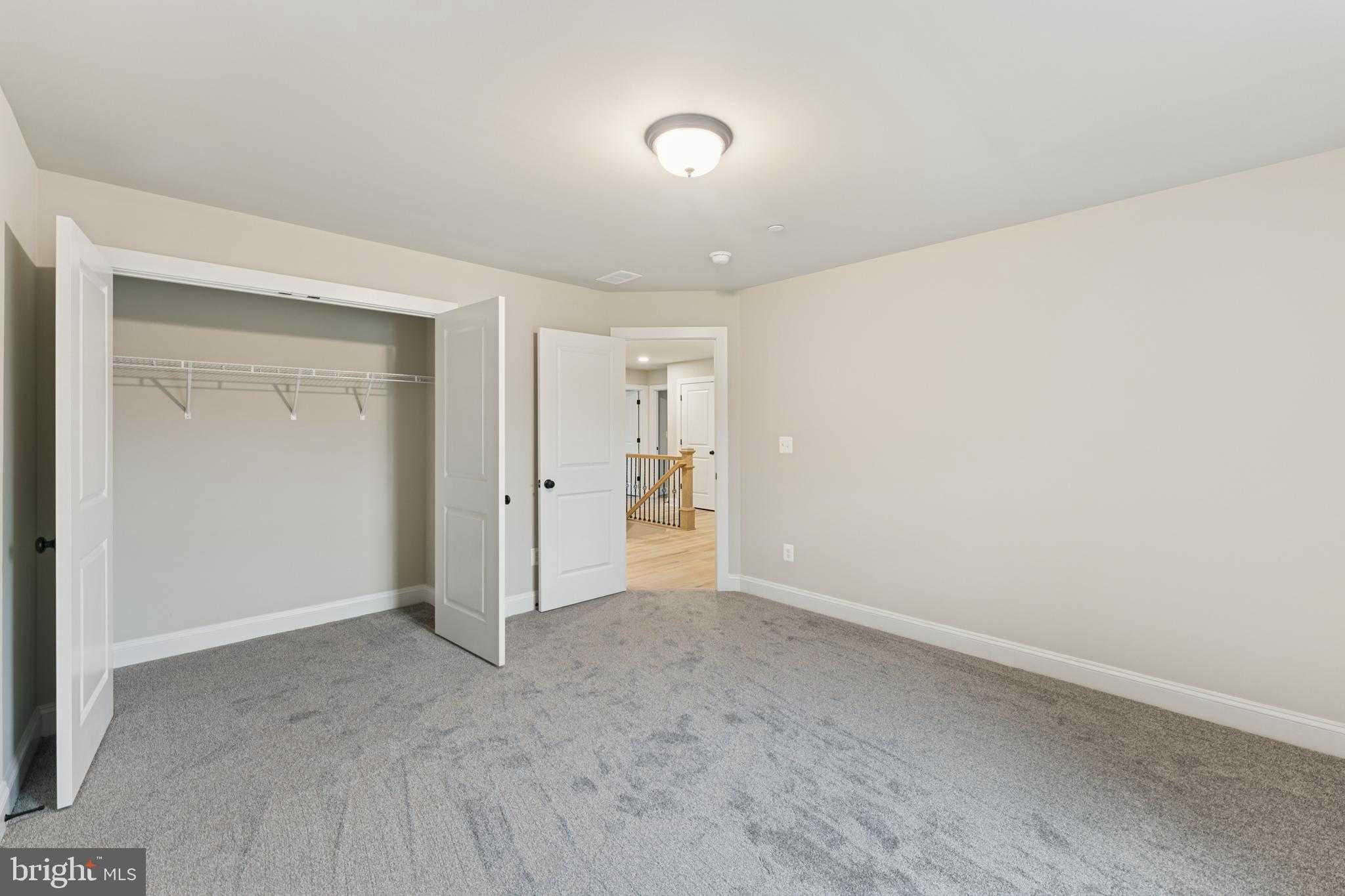 810 Pengrove CT photo 26