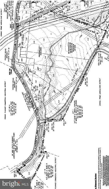 Taylor Hill Rd photo 2