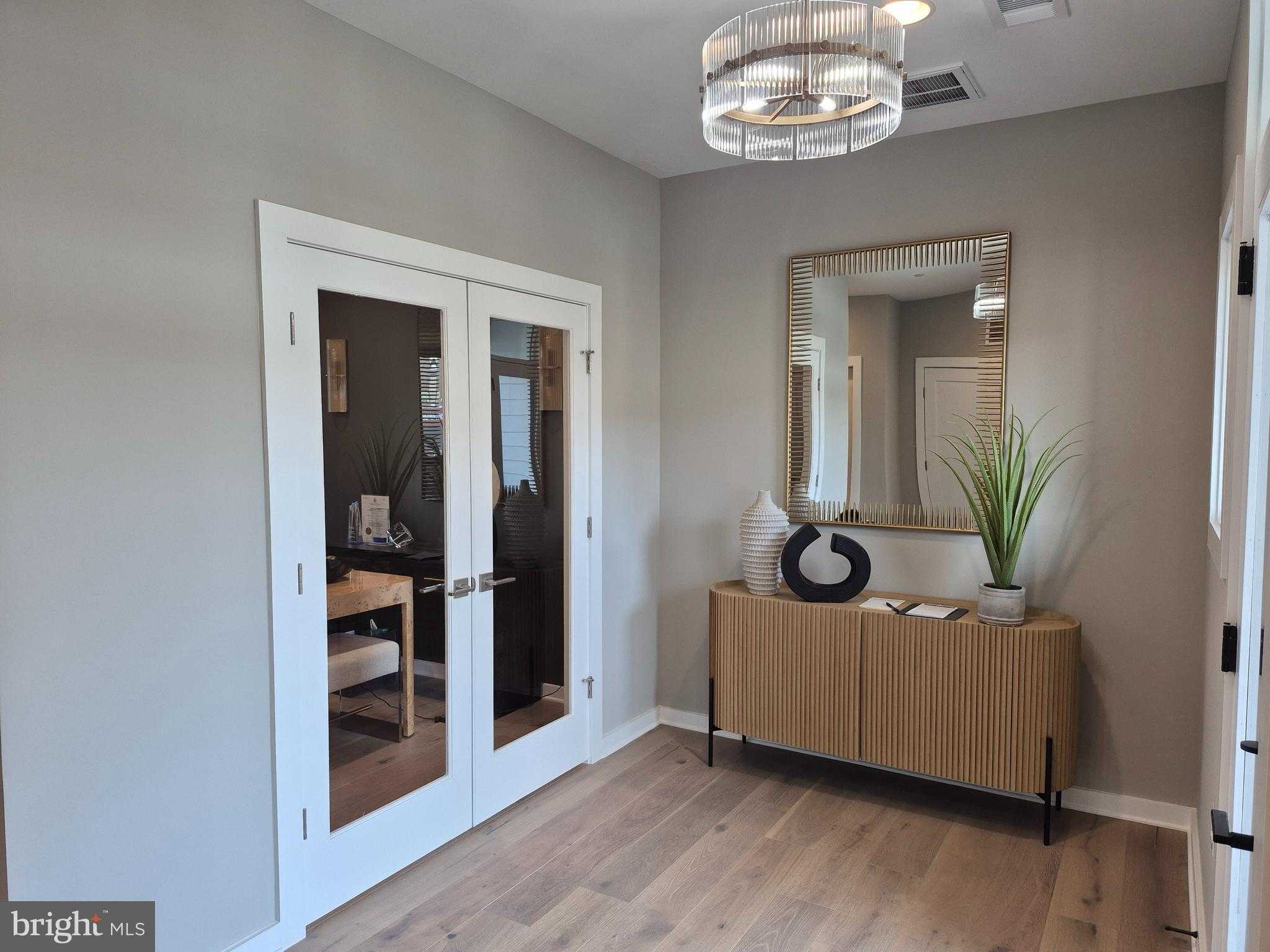 11142 Medical Center Dr photo 2