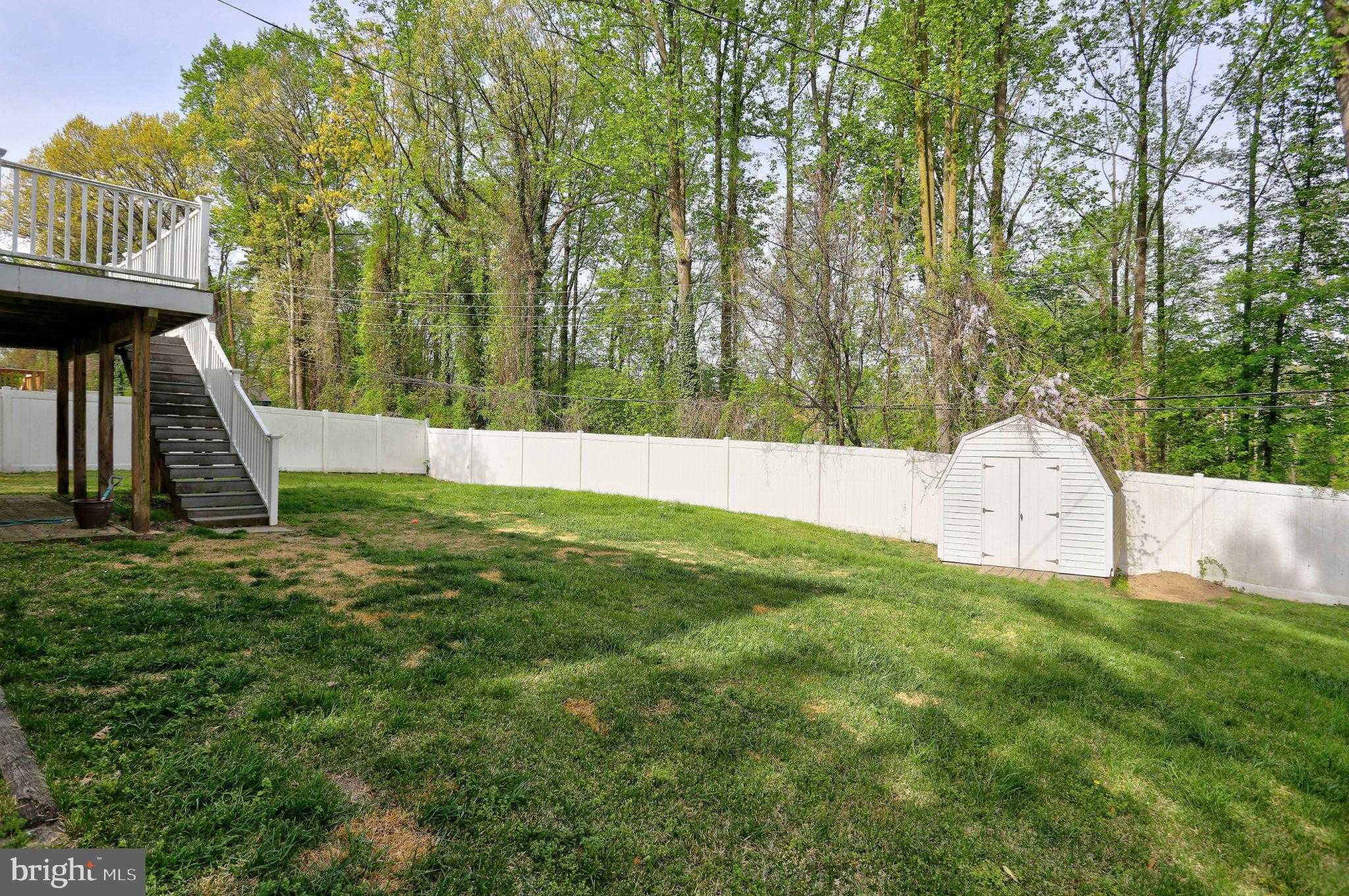 534 Crestpark Dr photo 17