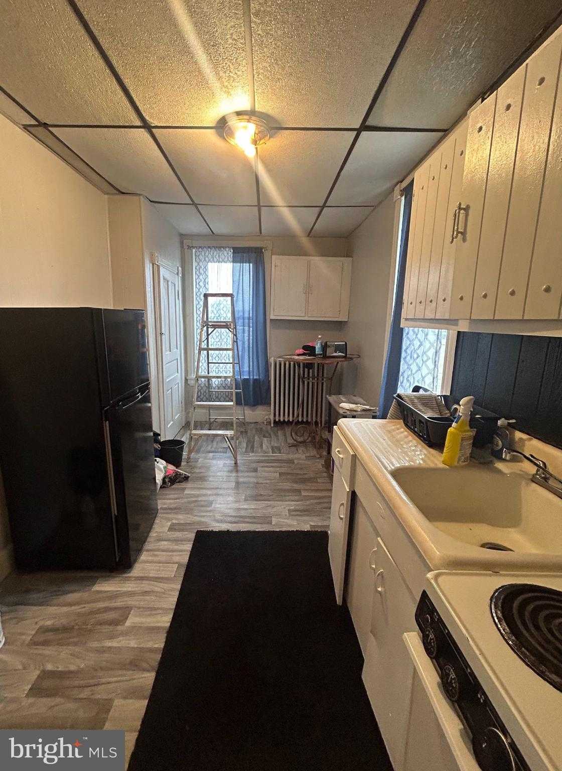 531 E Indiana Ave photo 8