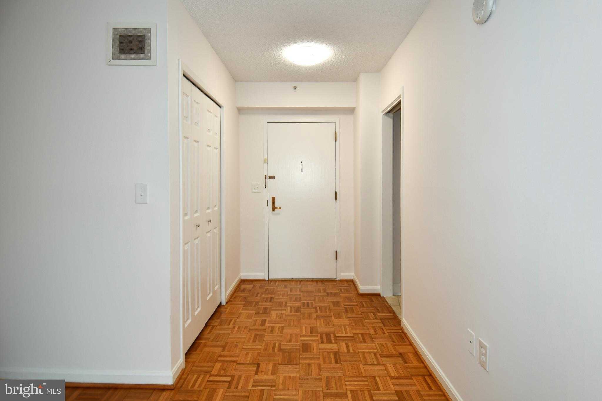 1300 Crystal Dr Apt 310s photo 7