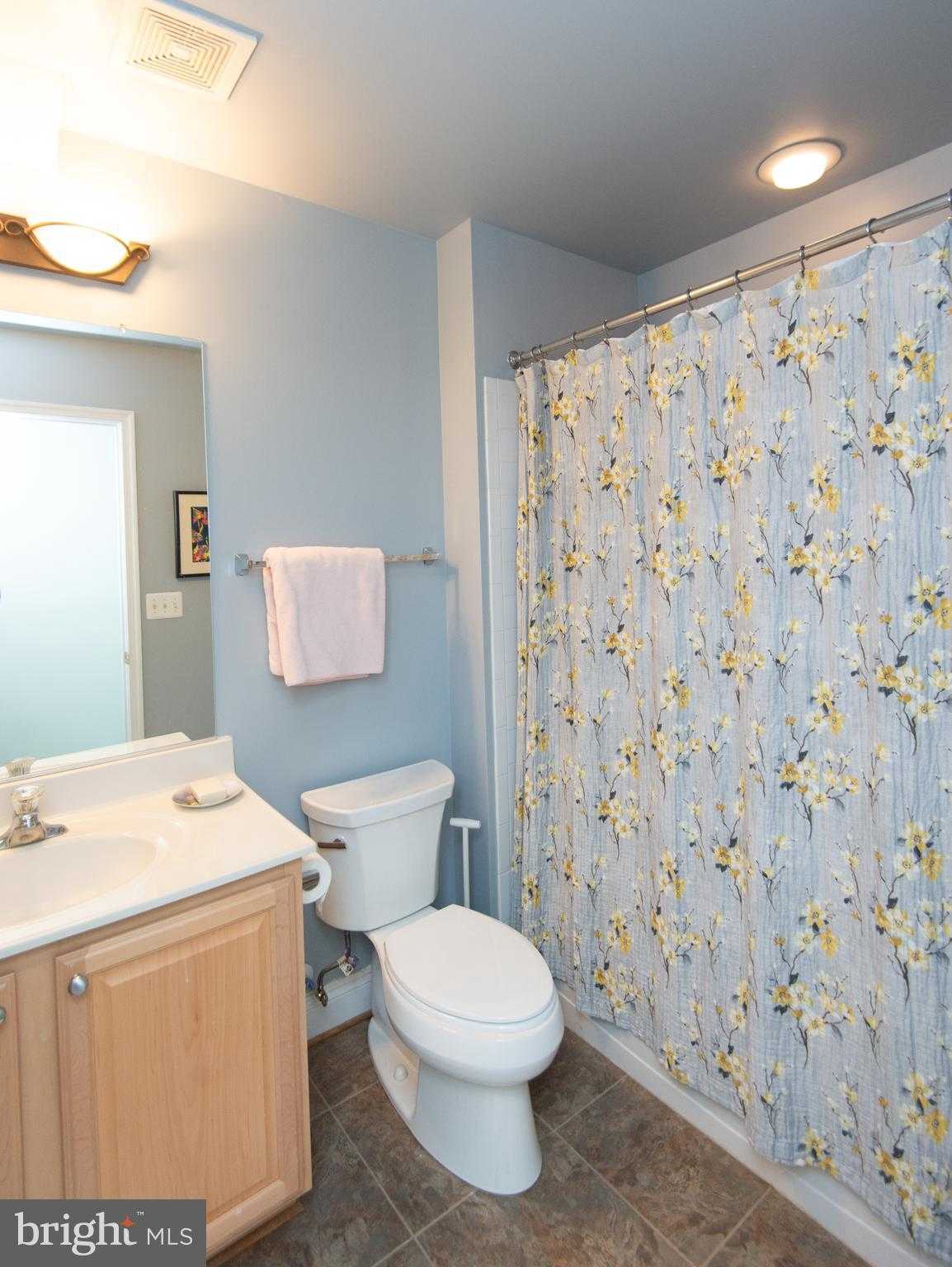 123 Regulator Dr N photo 32