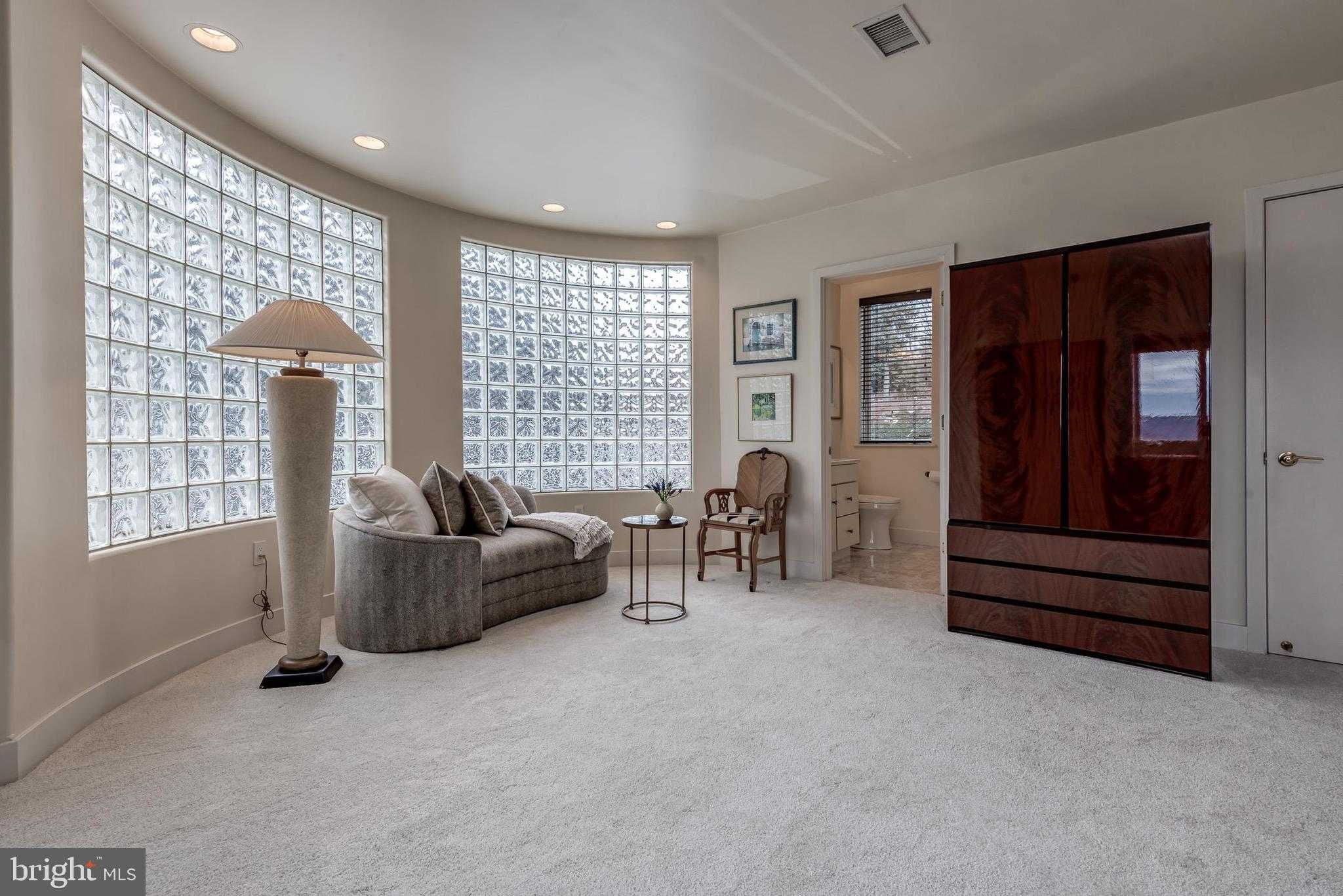 110 Glenmaura Dr photo 24