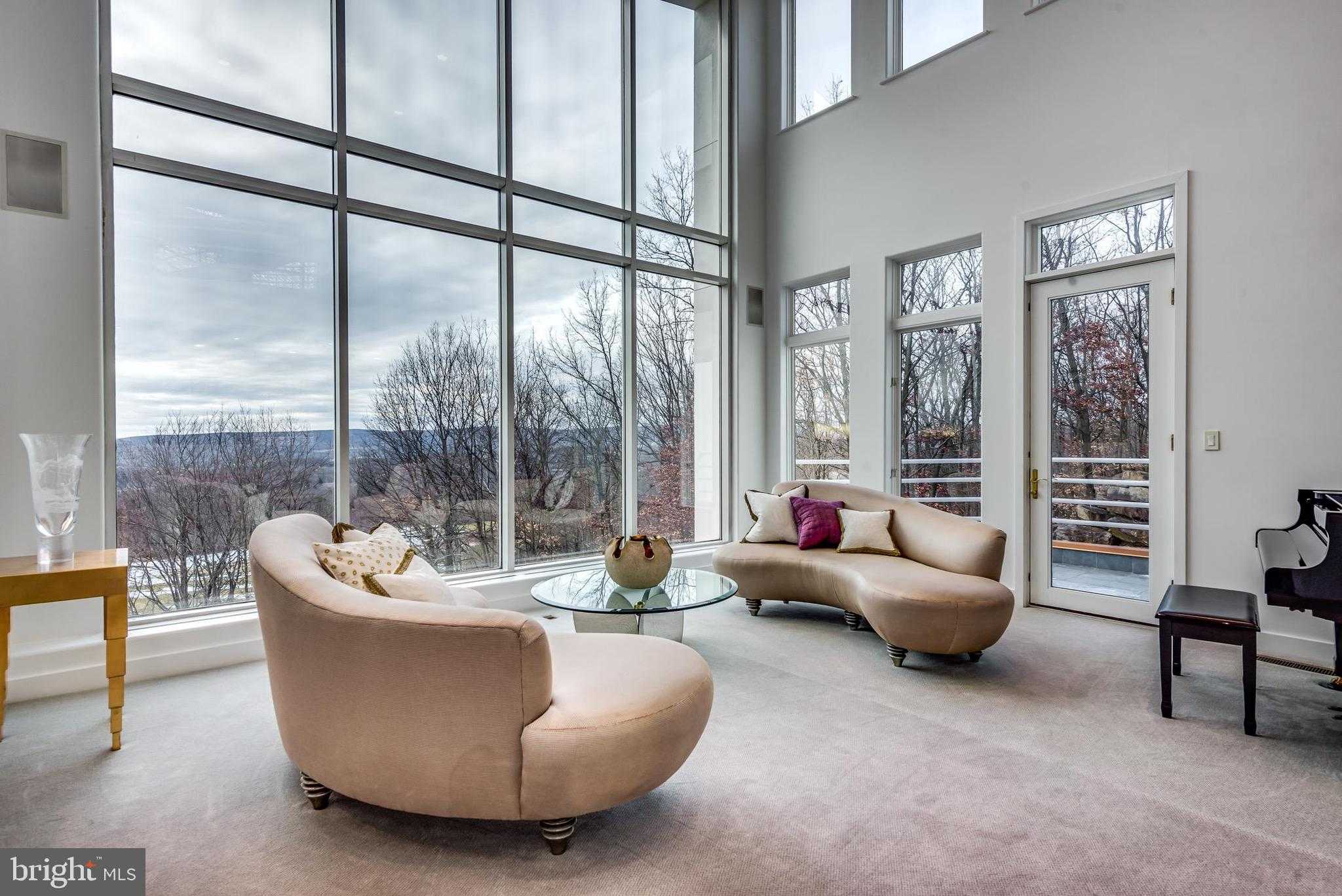 110 Glenmaura Dr photo 5