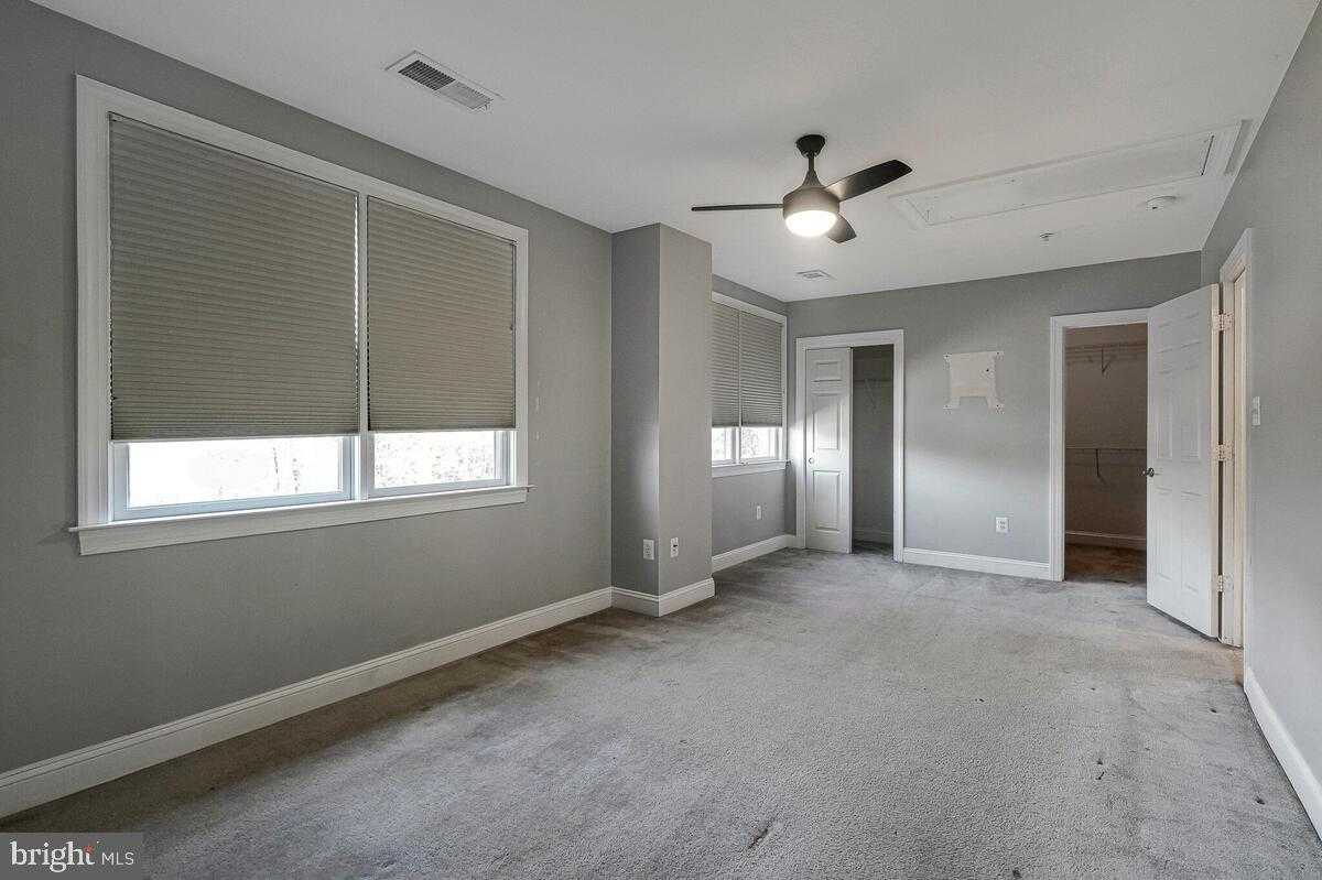 3029 Dahoon CT photo 37