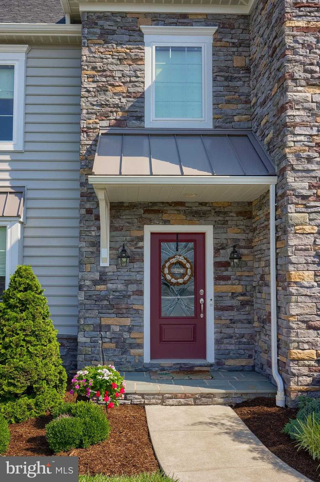 429 E Delp Rd photo 2