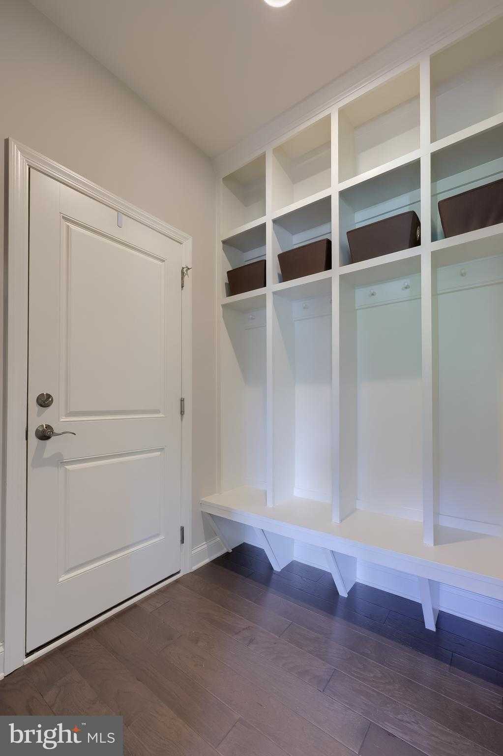 429 E Delp Rd photo 34