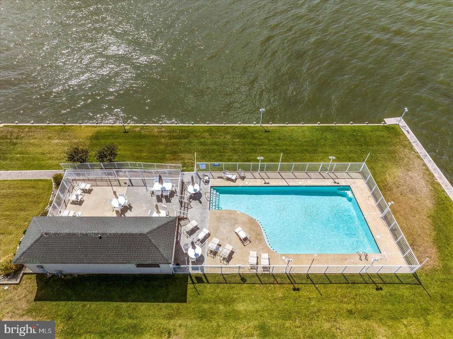 4601 Coastal Hwy photo 43