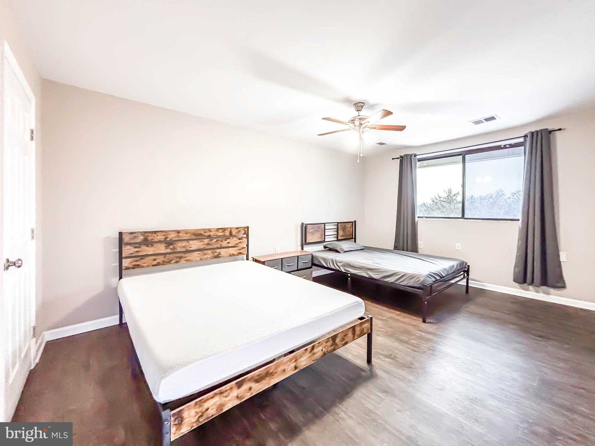 3924 Rolling Rd Unit B11 photo 10