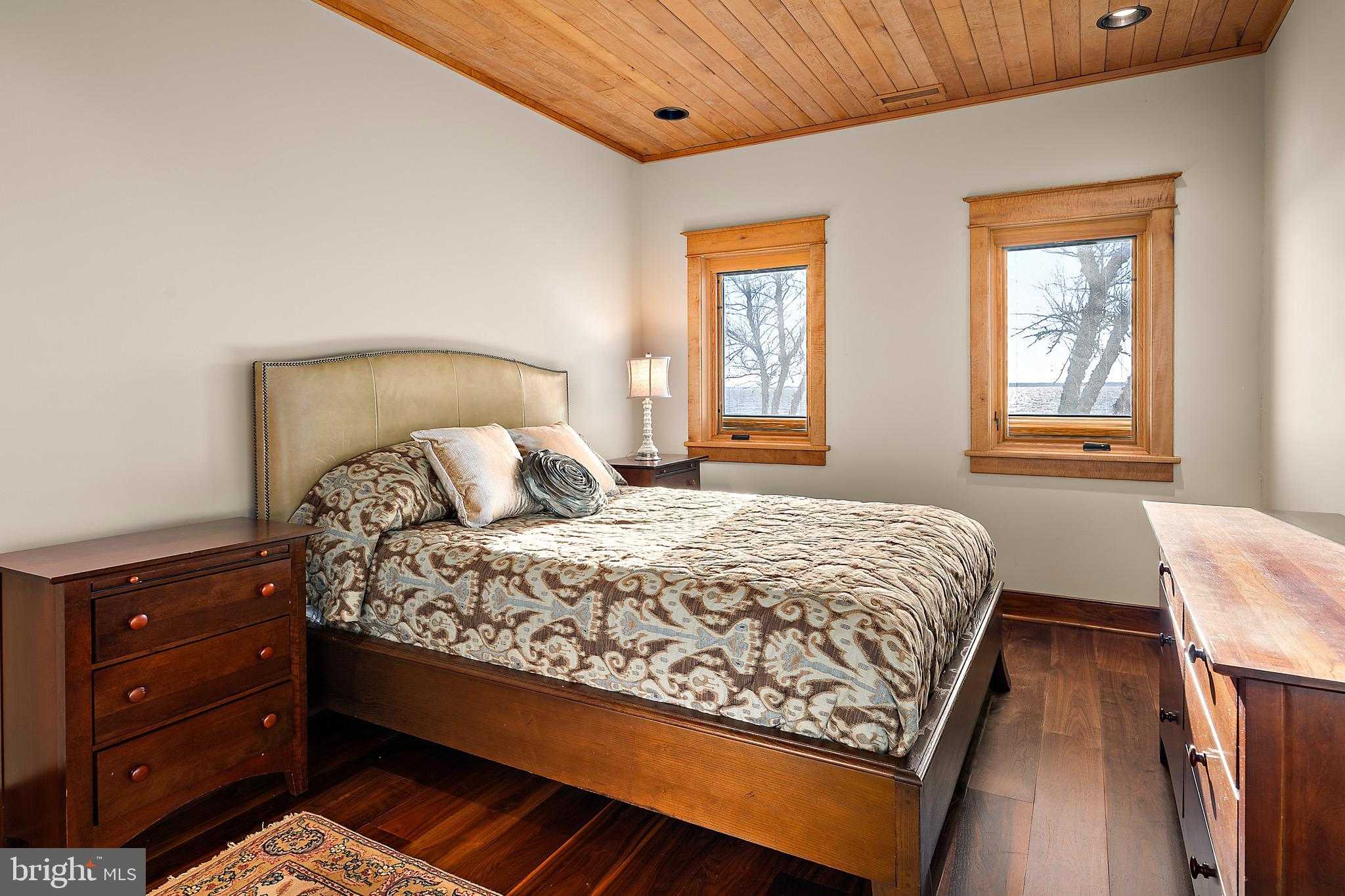 5711 Waterside Dr photo 114