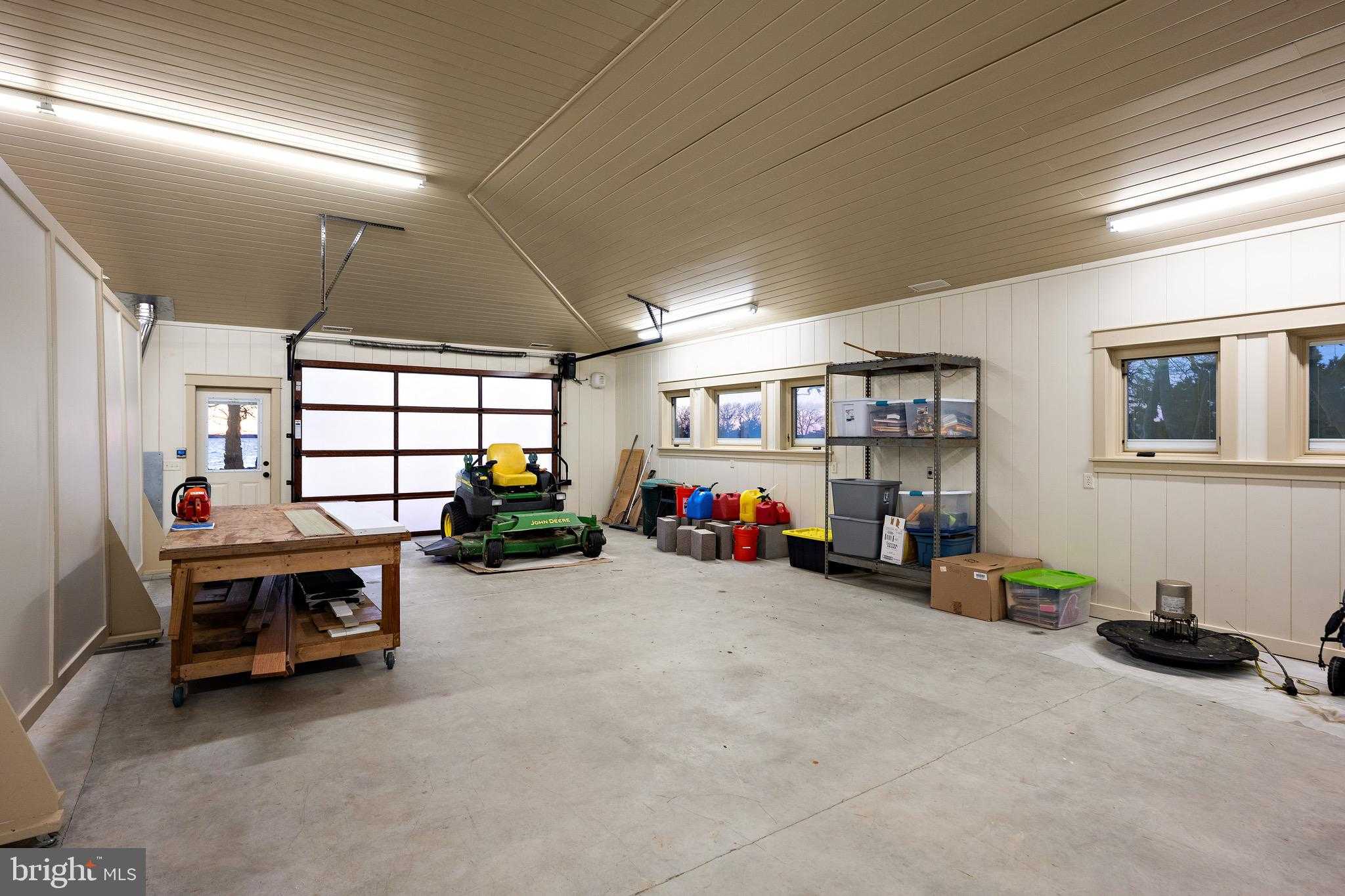 5711 Waterside Dr photo 125