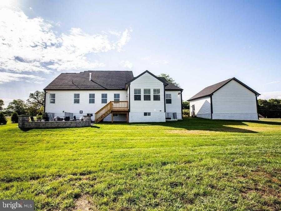 Fitzwater Dr photo 2