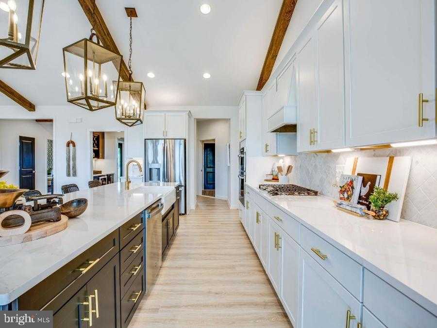 Fitzwater Dr photo 8