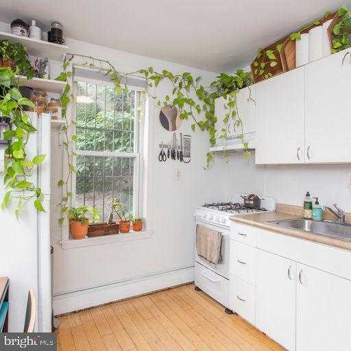 302 Cecil B Moore Ave photo 24