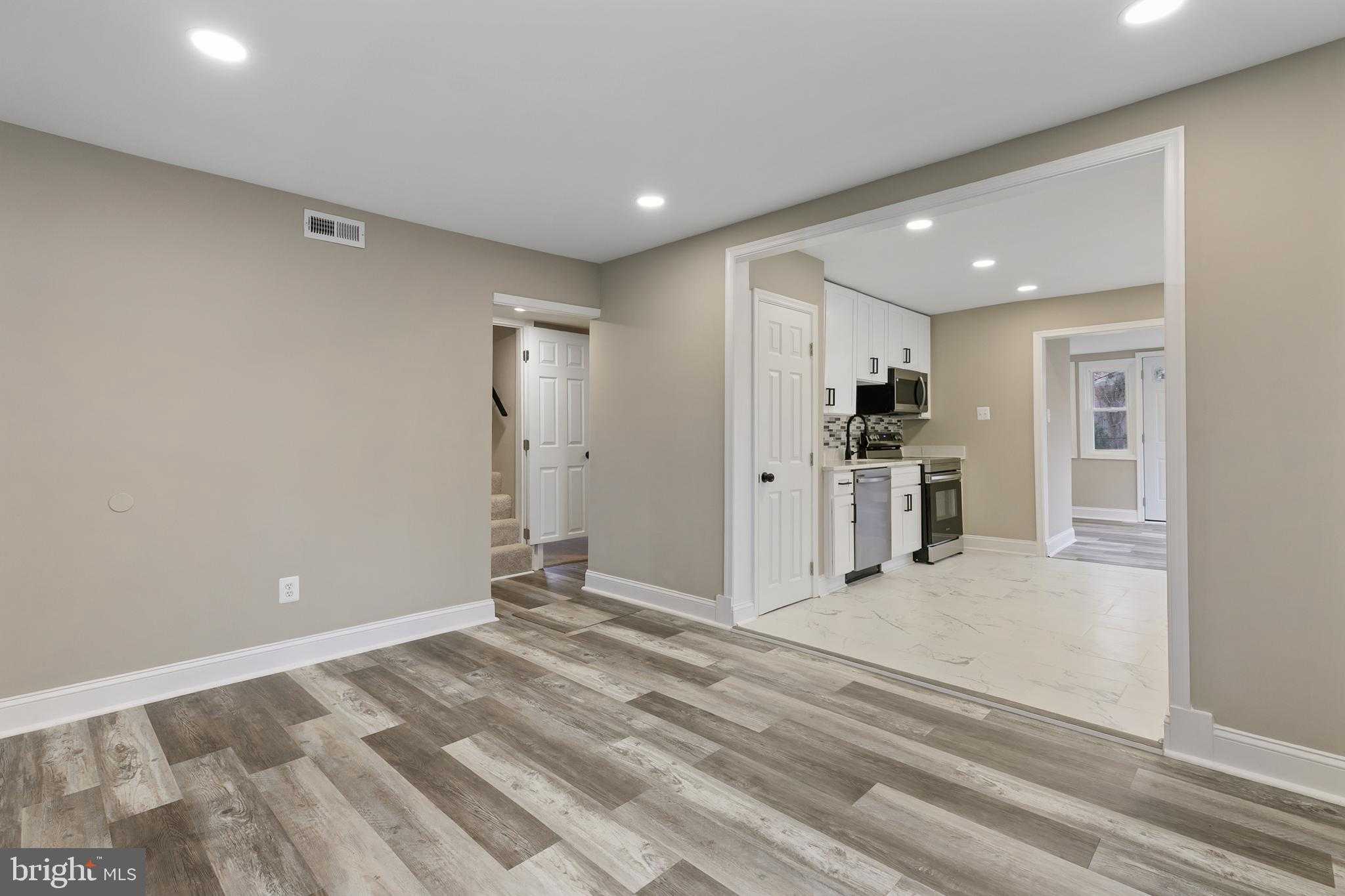 8 Control CT photo 9