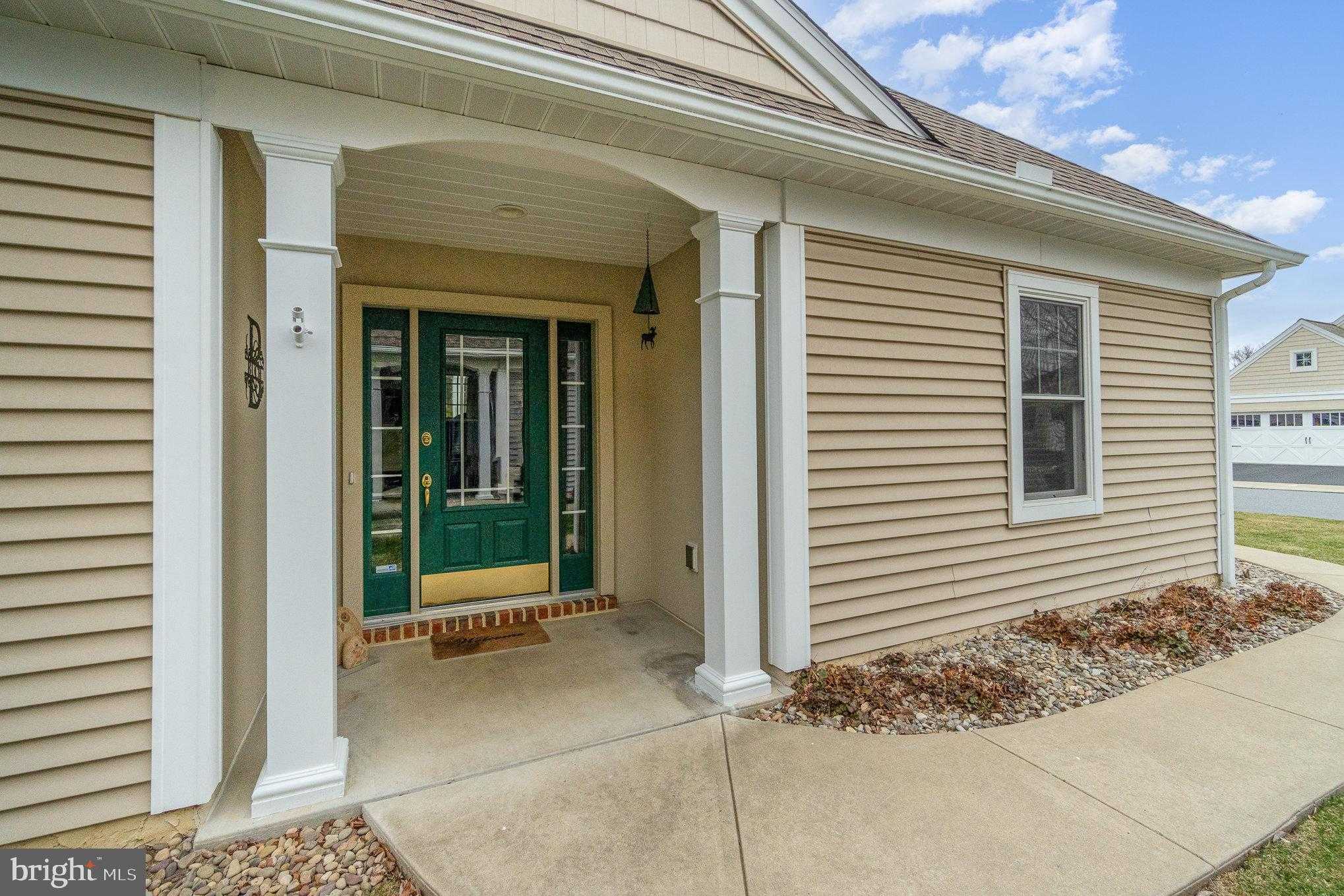 1012 English Dr photo 2