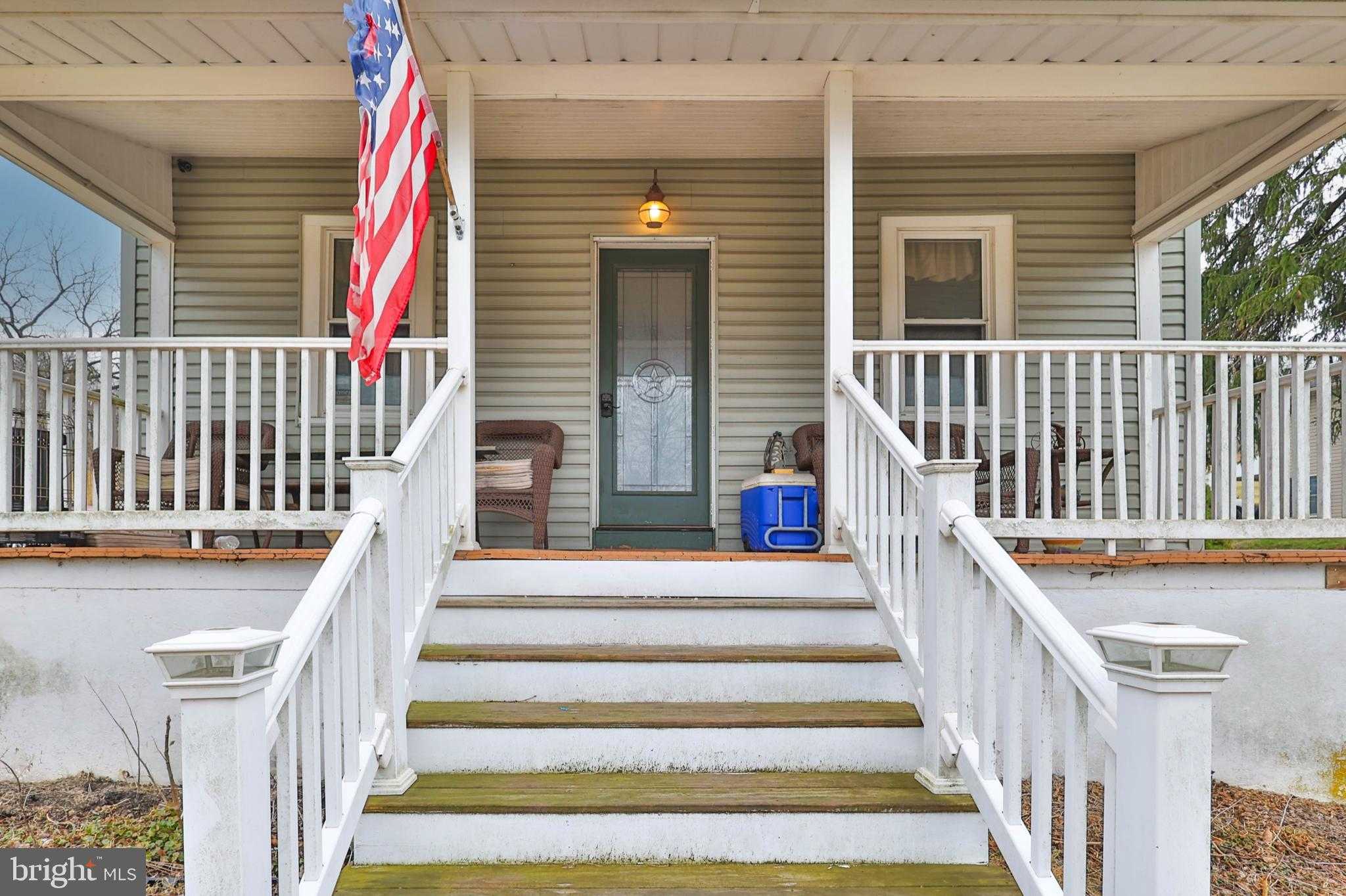 3756 Huckleberry Rd photo 4