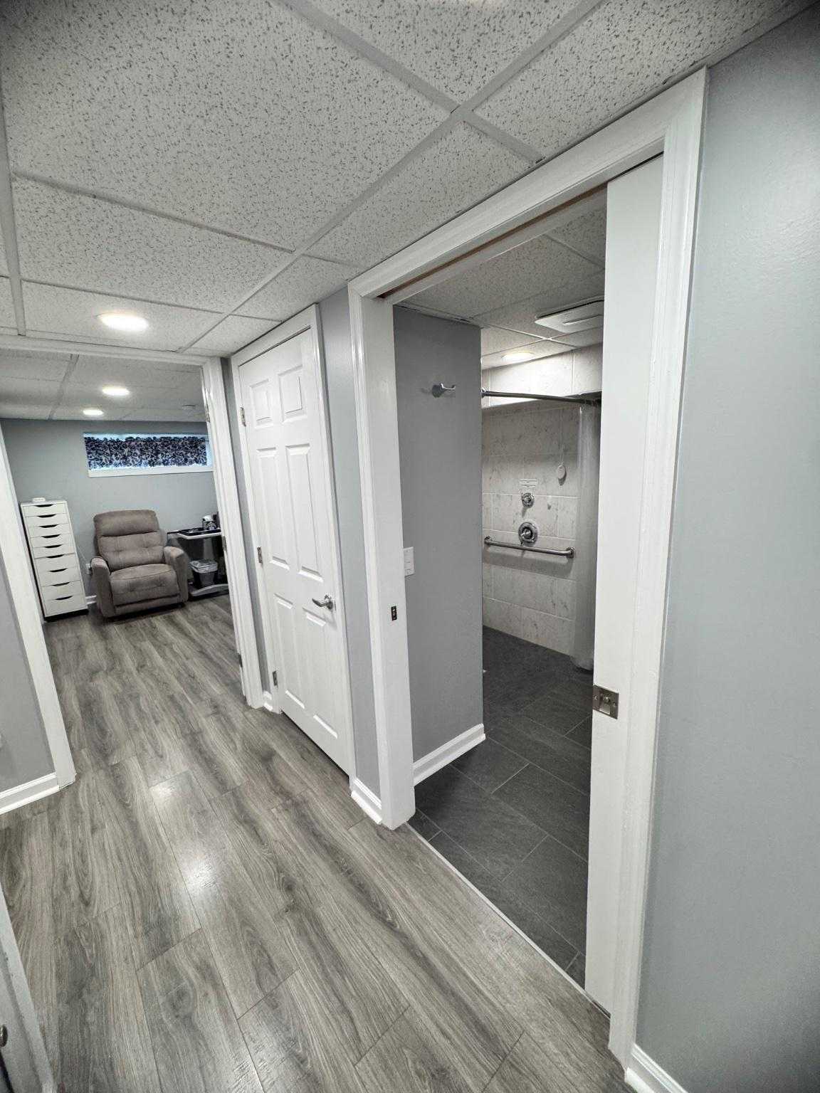 1254 E Sydney St photo 39