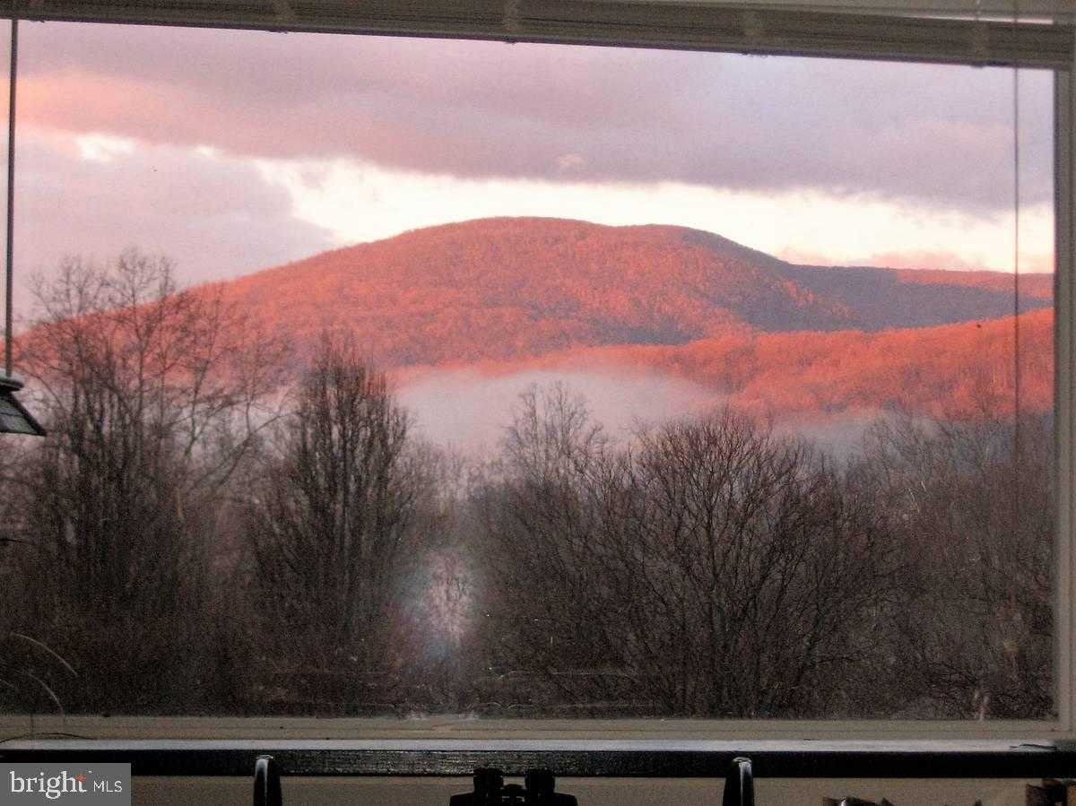 33 E Circle Rd photo 19