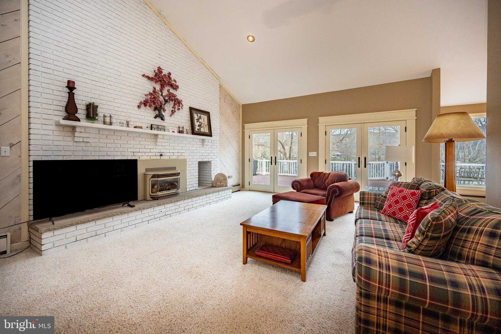 1909 Marsh Hill Rd photo 11