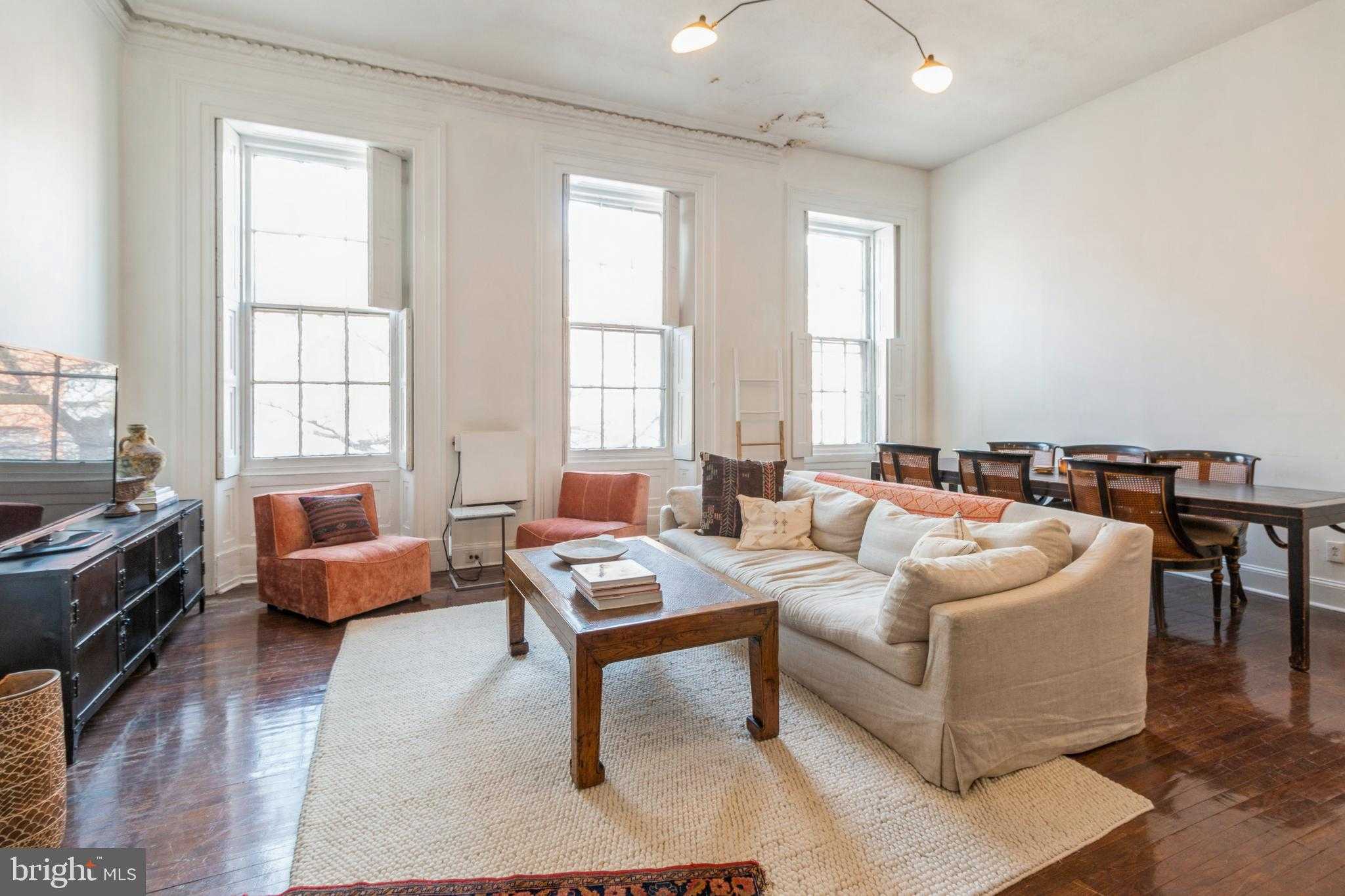 1016 Spruce St photo 6