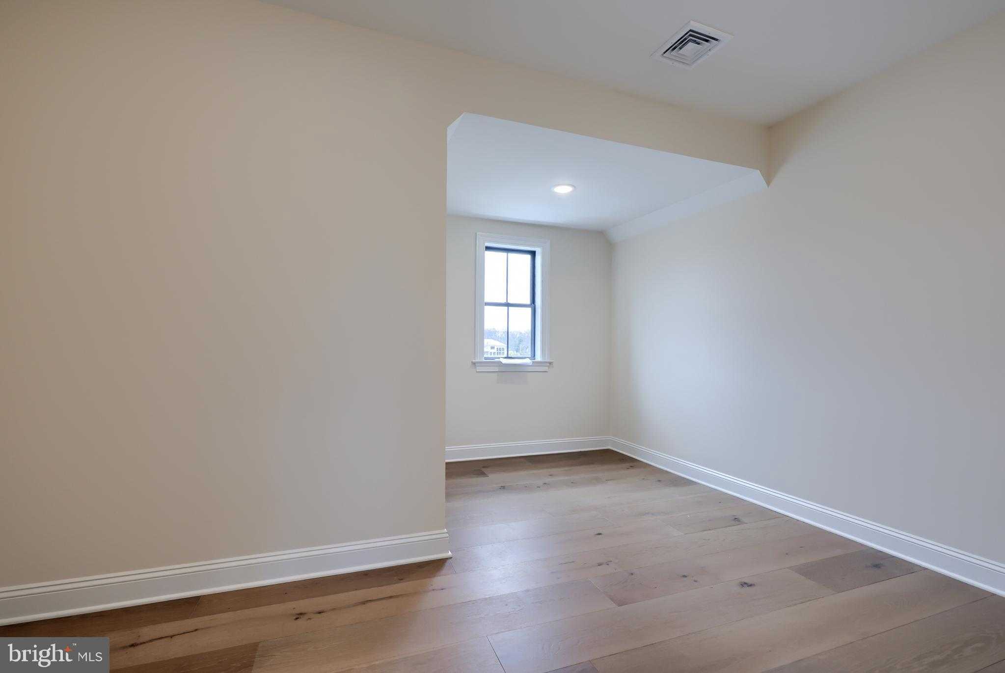 514 Dolly Dr photo 56