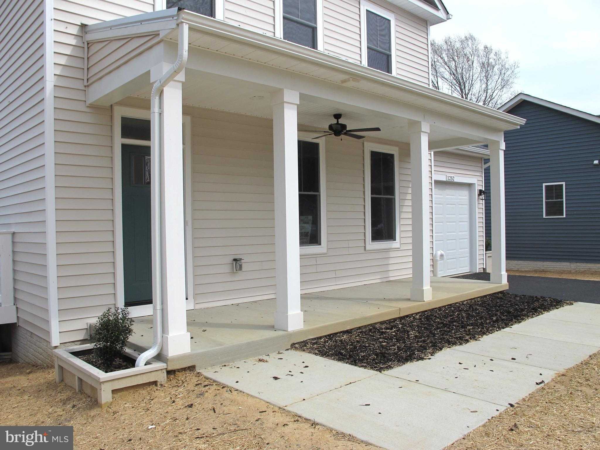 1252 Shore Dr photo 9