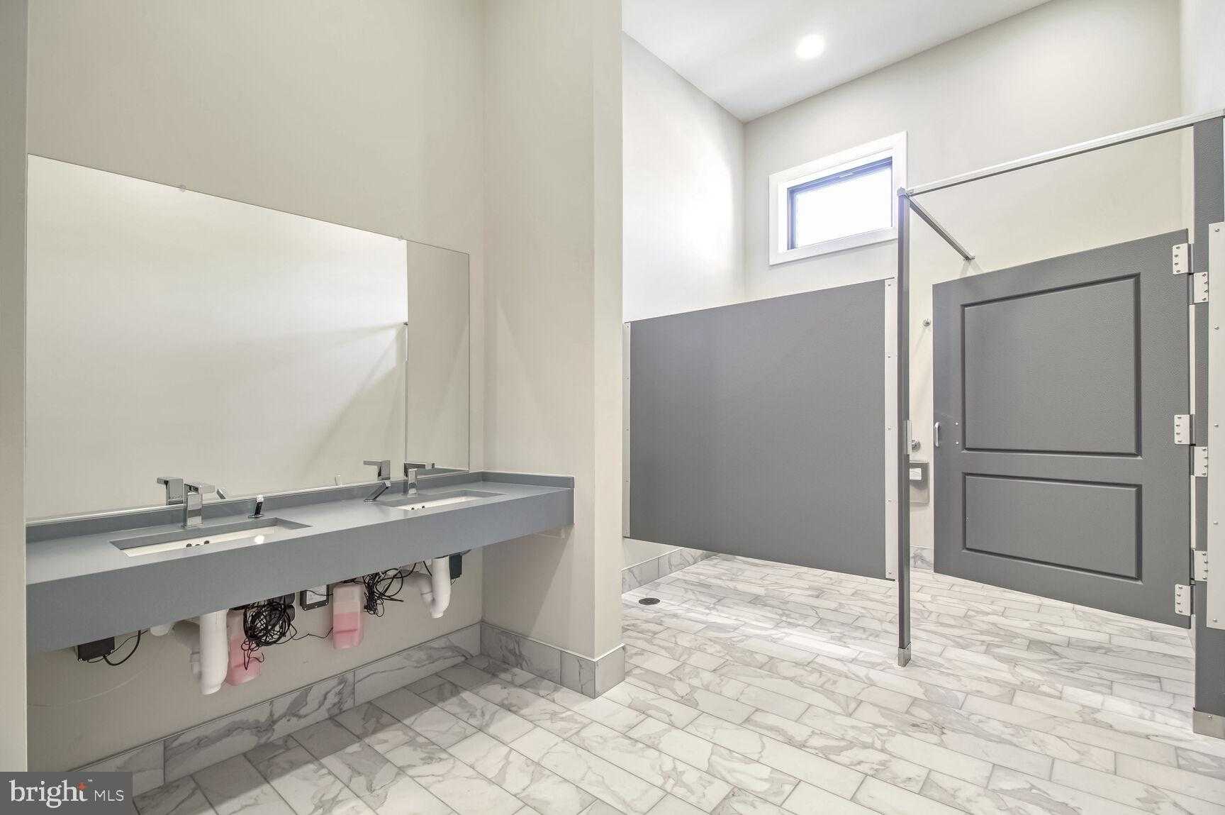 13240 Petrel St photo 44