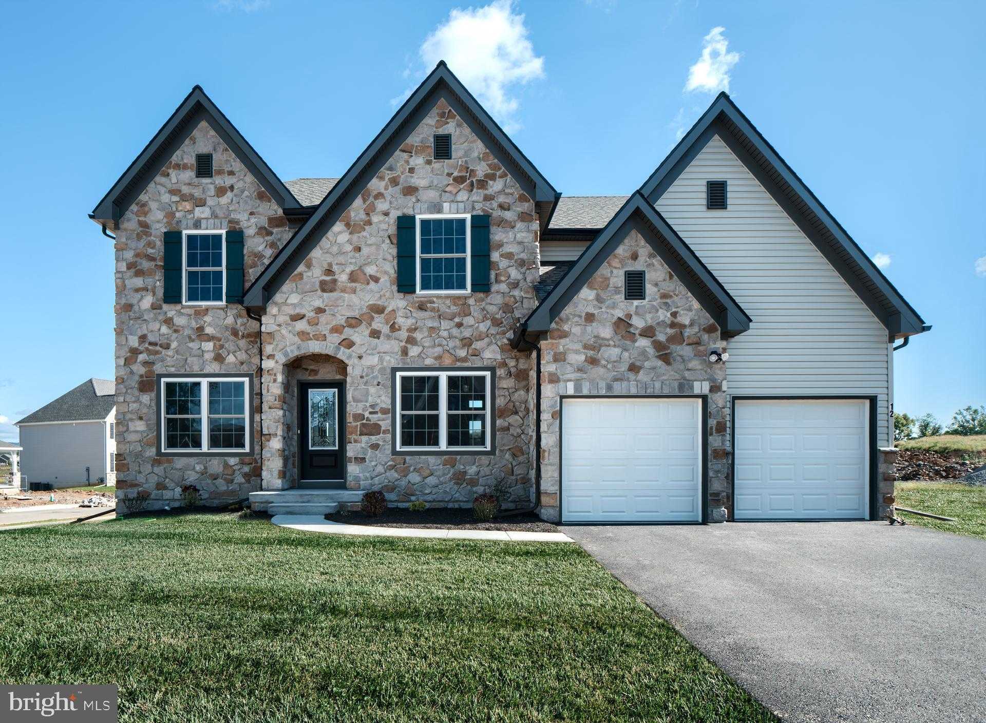 216 W Cherry Ln photo 3