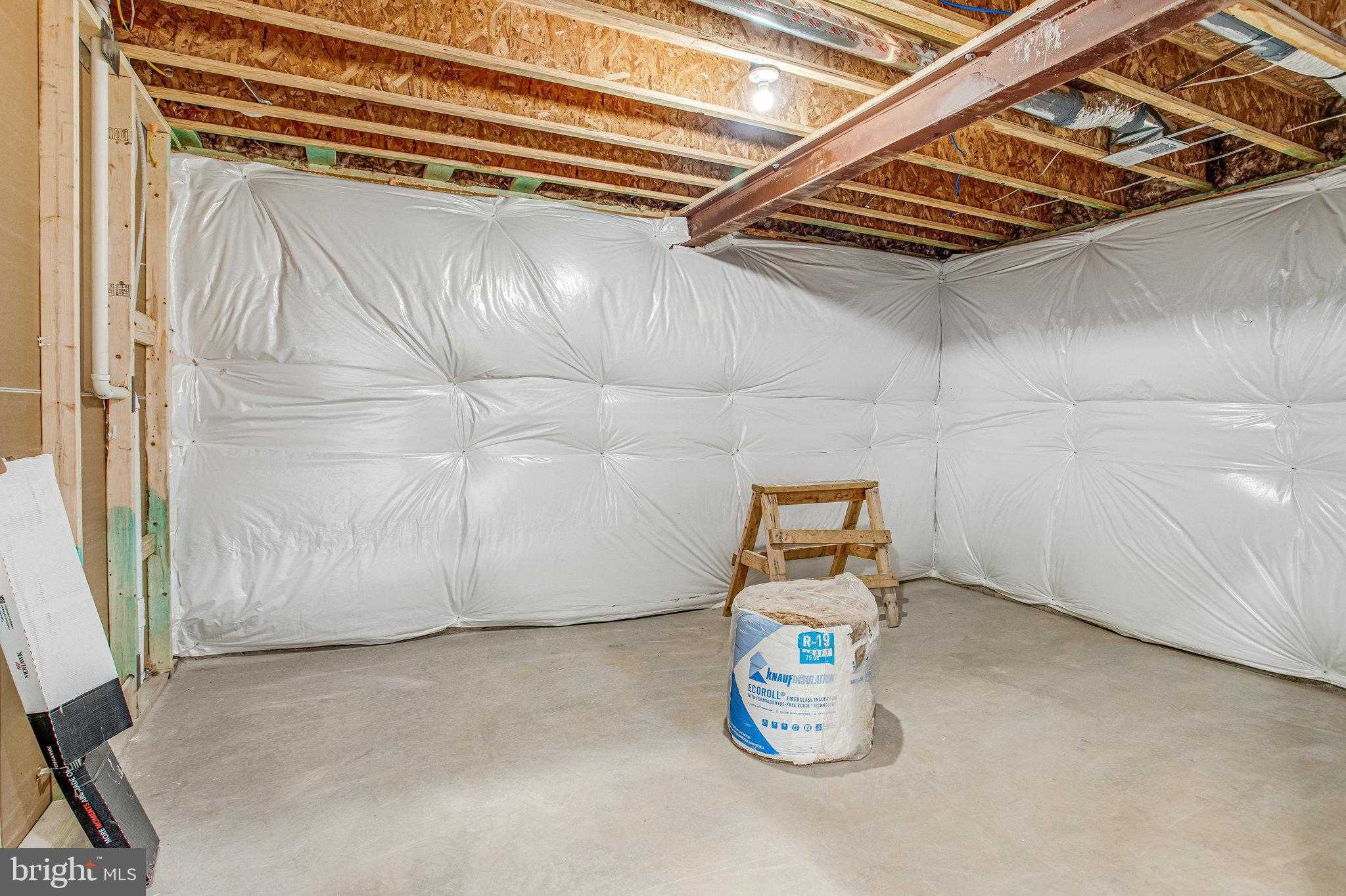 217 Camwood CT photo 39