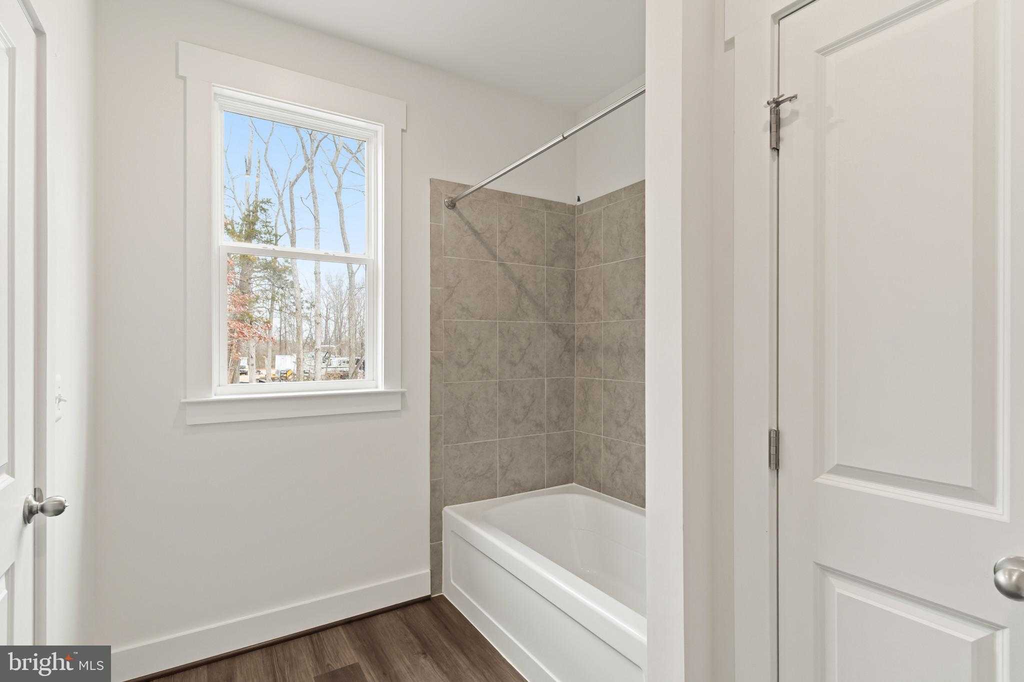 6735 Beverly Rd photo 22