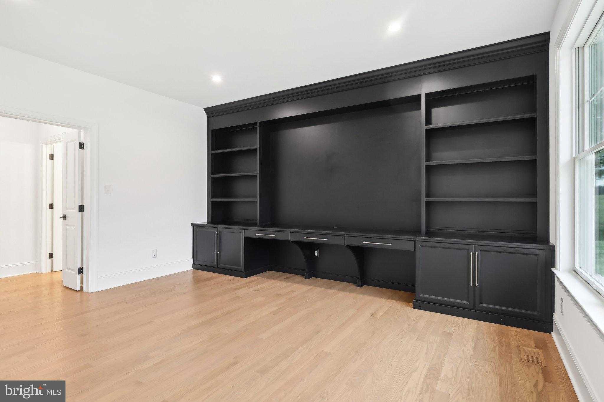 34 Oakland Rd photo 26