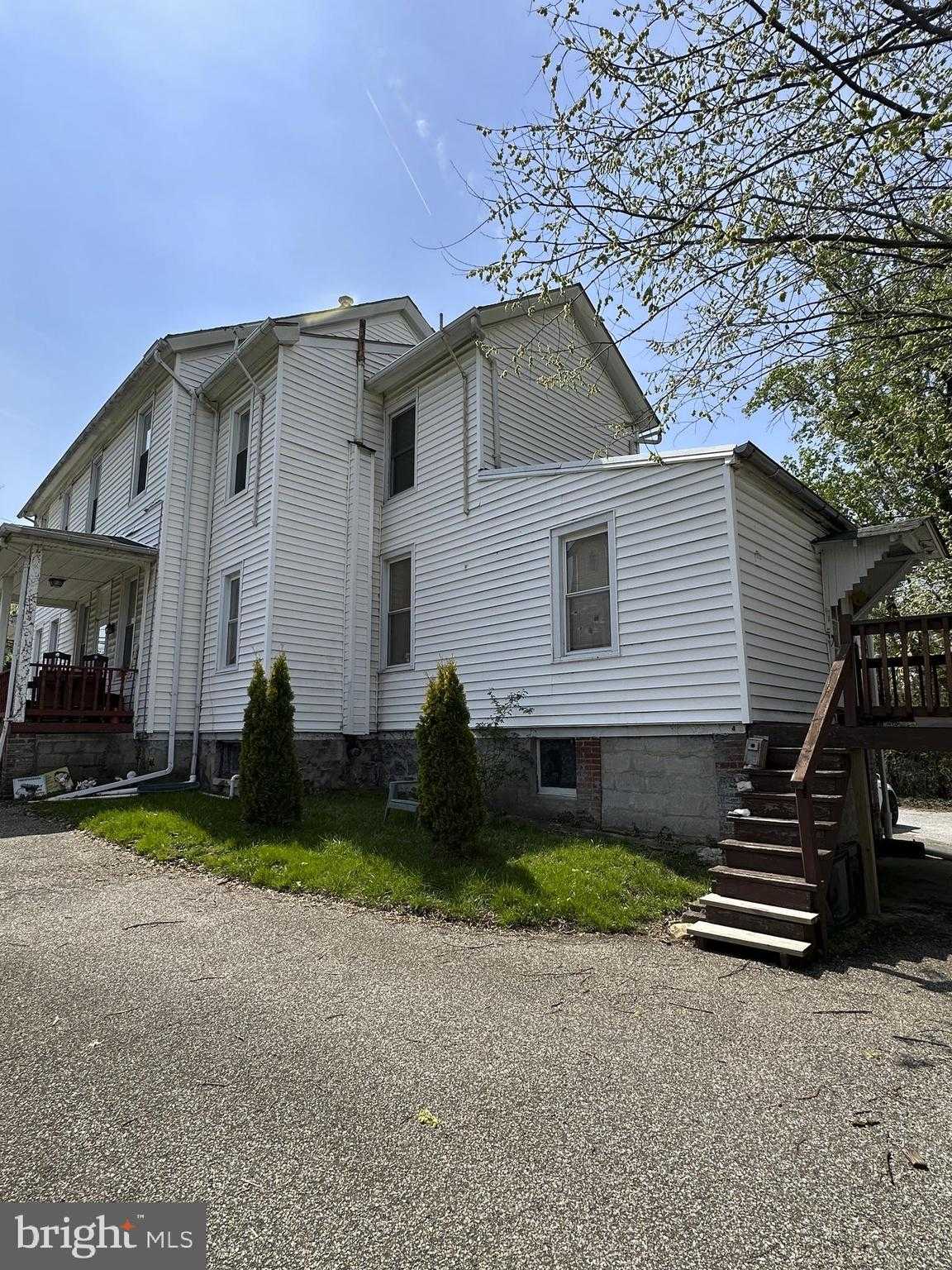 4606 Ridge Ave photo 4