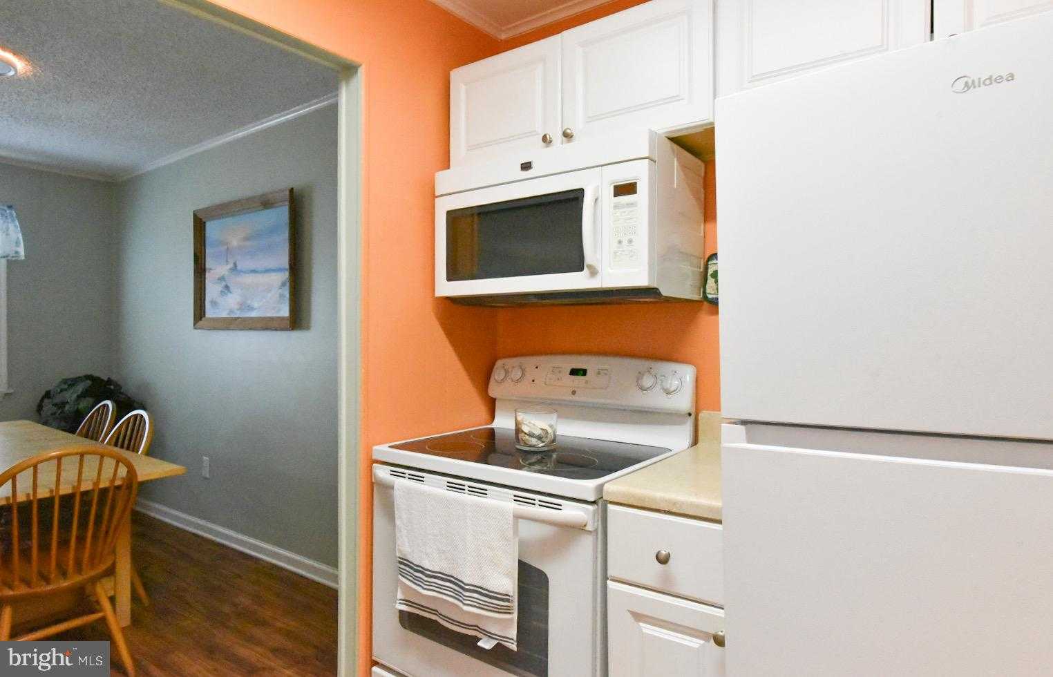 417 Robin Dr # B203 photo 21