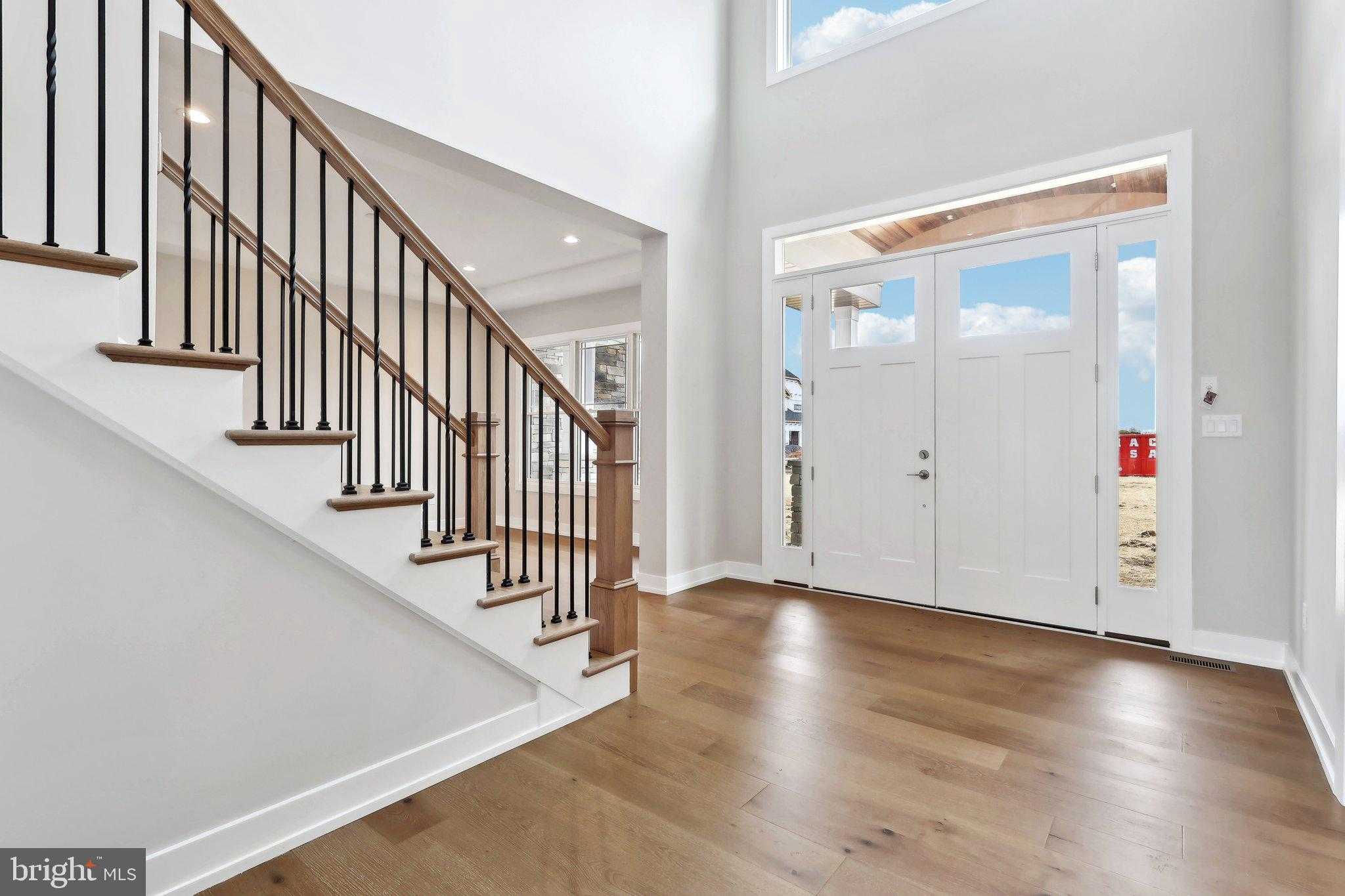 3190 Ridgeview CT photo 3