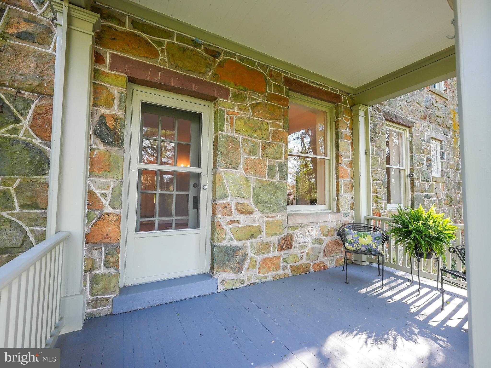 507 Winchester St photo 15